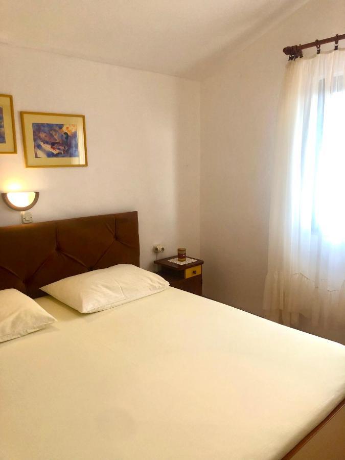 Apartmani Anamar Супетарска Драга Екстериор снимка