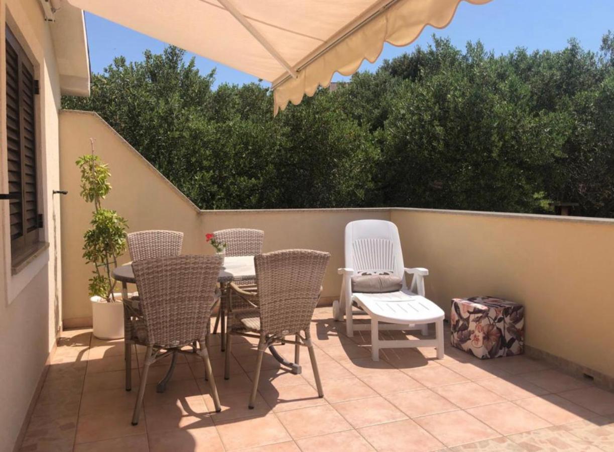 Apartmani Anamar Супетарска Драга Екстериор снимка